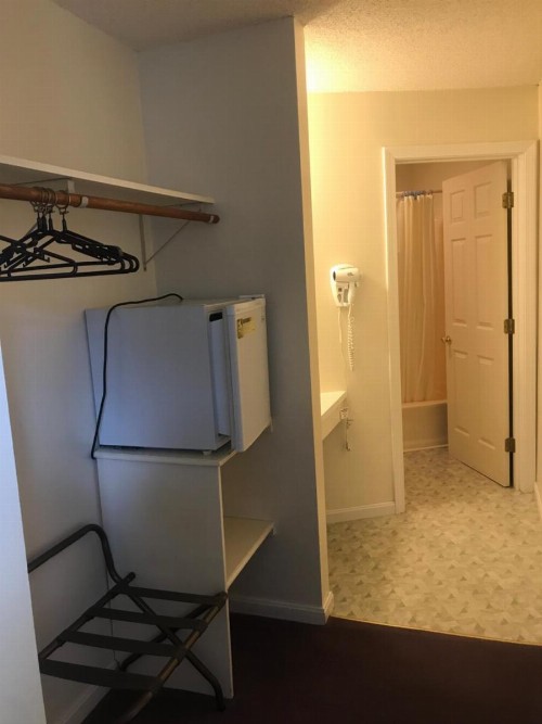 Four Seasons Motor Inn - image 34