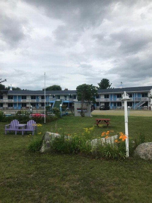 Four Seasons Motor Inn - image 42