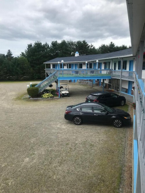 Four Seasons Motor Inn - image 45