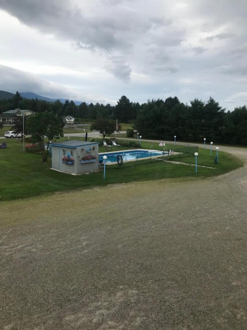 Four Seasons Motor Inn - image 48