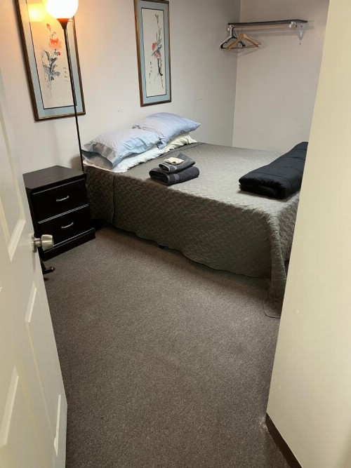 Art Gallery Hostel - image 5