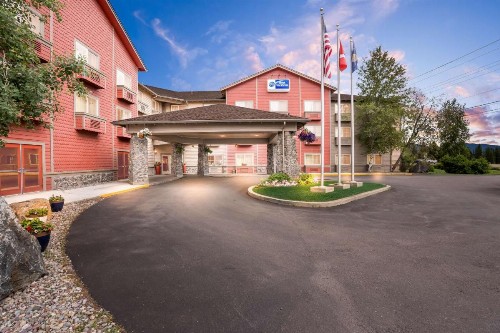 Best Western Rocky Mountain Lodge - image 1