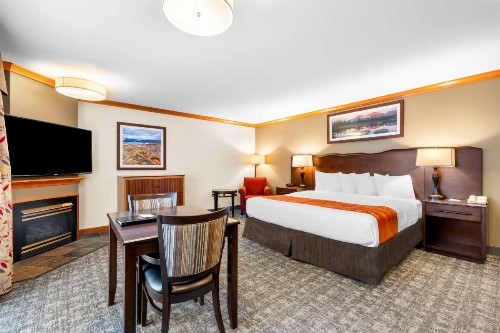 Best Western Rocky Mountain Lodge - image 12