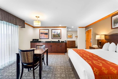 Best Western Rocky Mountain Lodge - image 23