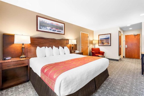 Best Western Rocky Mountain Lodge - image 25
