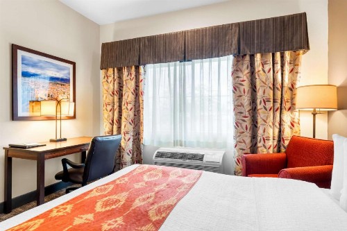 Best Western Rocky Mountain Lodge - image 30