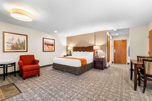 Best Western Rocky Mountain Lodge - image 33