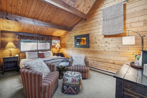 Good Medicine Lodge - image 9