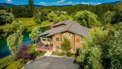 Duck Inn Lodge - image 1
