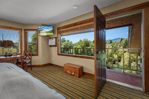 Duck Inn Lodge - image 18