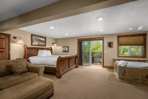 Duck Inn Lodge - image 35