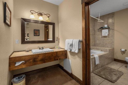 Duck Inn Lodge - image 42