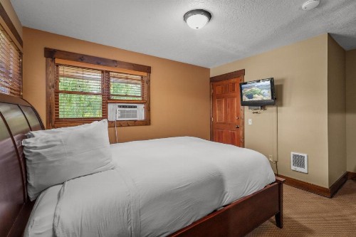 Duck Inn Lodge - image 47