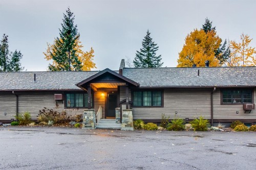 Bay Point Lakefront 1B Down - image 9