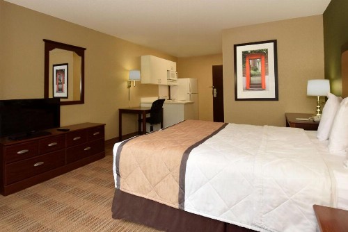 Extended Stay America Suites - New York City - LaGuardia Airport - image 44