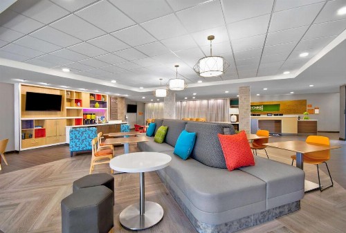 Home2 Suites by Hilton Whitestown Zionsville - image 2