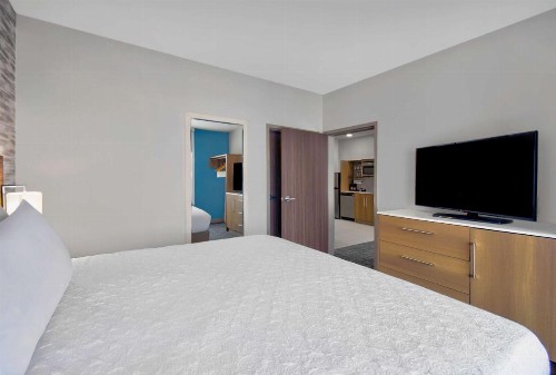 Home2 Suites by Hilton Whitestown Zionsville - image 20