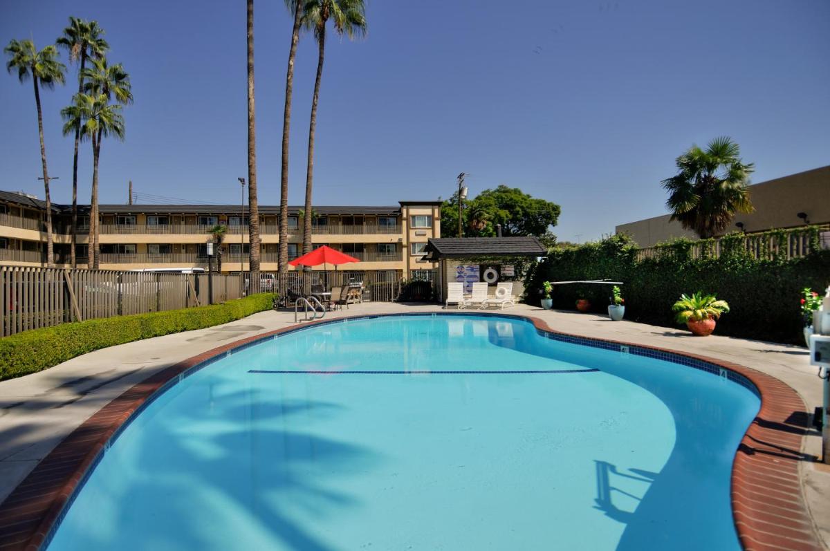 Vagabond Inn Whittier - image 5