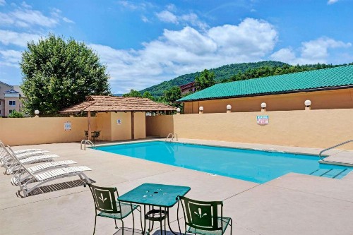 Days Inn by Wyndham Cherokee Near Casino - image 6