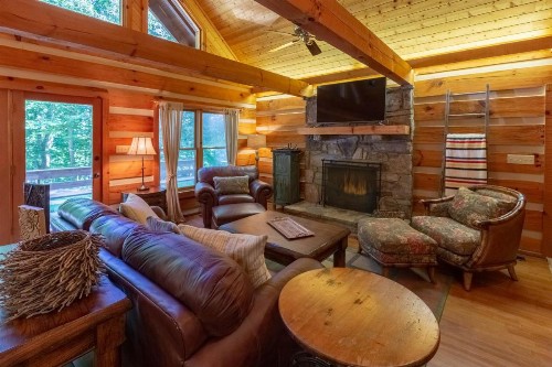 2 Bed 2 Bath Vacation home in Whittier IV - image 11