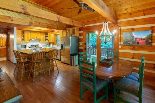 2 Bed 2 Bath Vacation home in Whittier IV - image 8