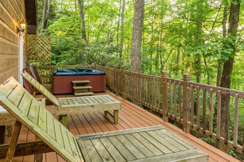 2 Bed 2 Bath Vacation home in Whittier V - image 10