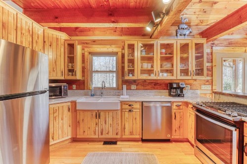 2 Bed 2 Bath Vacation home in Whittier - image 11