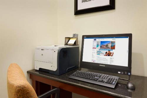 Hampton Inn Wichita-East - image 25
