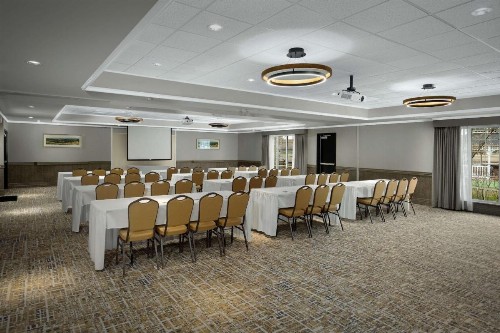 Homewood Suites by Hilton at The Waterfront - image 11