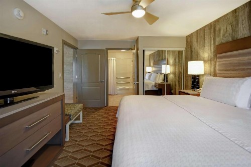 Homewood Suites by Hilton at The Waterfront - image 17