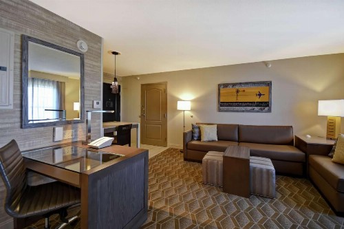 Homewood Suites by Hilton at The Waterfront - image 30