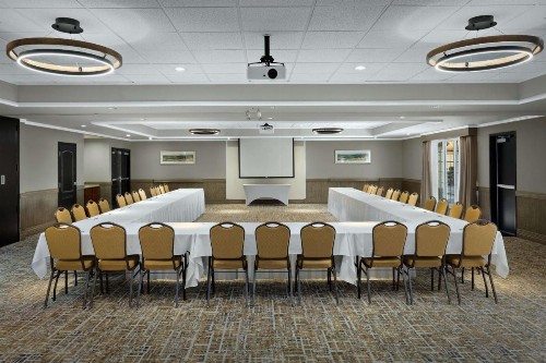 Homewood Suites by Hilton at The Waterfront - image 35