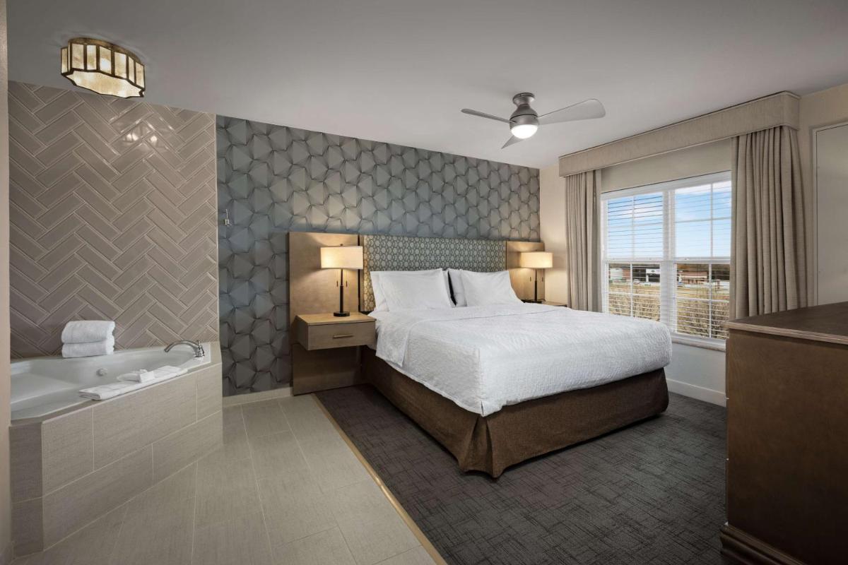 Homewood Suites by Hilton at The Waterfront - image 7