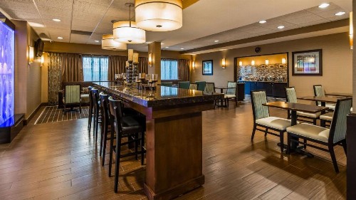 Best Western Plus Wichita West Airport Inn - image 14