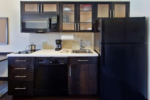 Sonesta Simply Suites Wichita Northeast - image 11