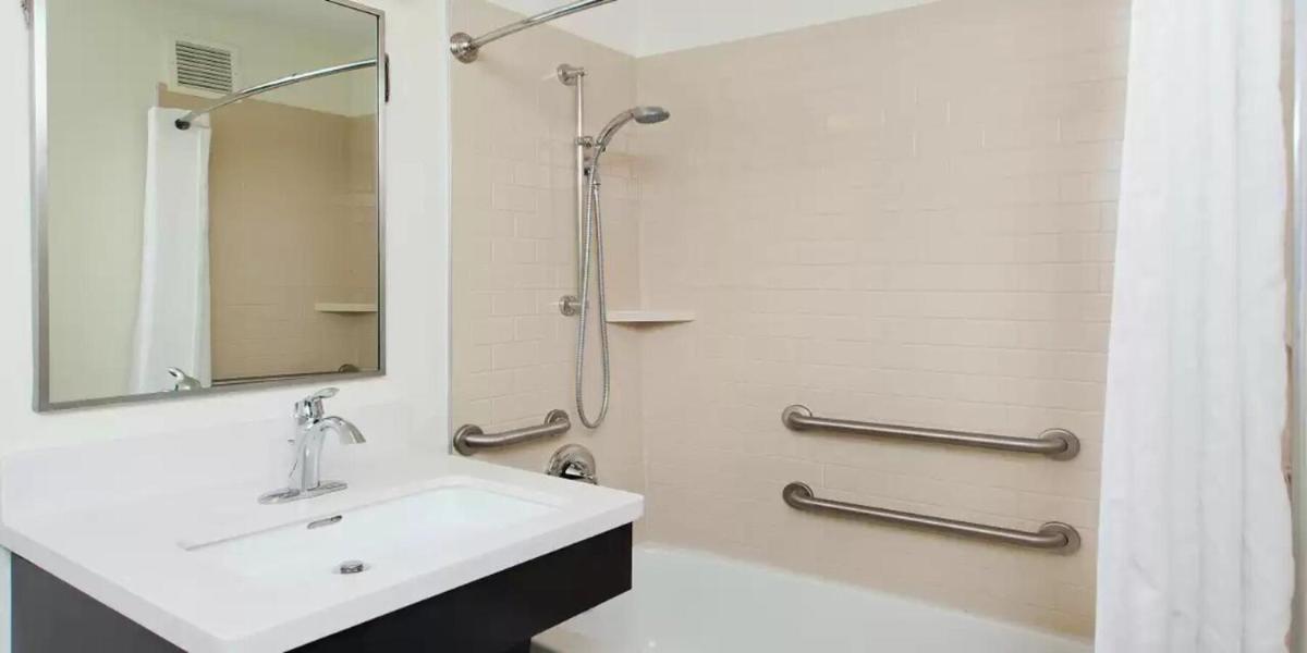 Sonesta Simply Suites Wichita Northeast - image 7