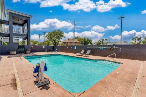 Wyndham Garden Wichita Downtown - image 29