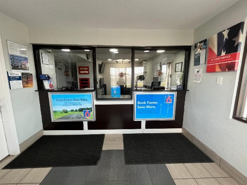 Motel 6-Wichita KS