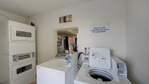 Motel 6-Wichita KS - image 29