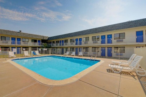 Motel 6-Wichita KS - image 31
