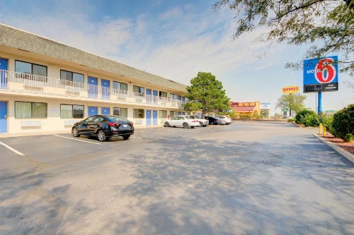 Motel 6-Wichita KS - image 33