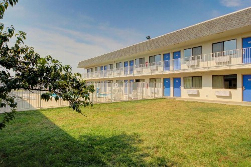 Motel 6-Wichita KS - image 39