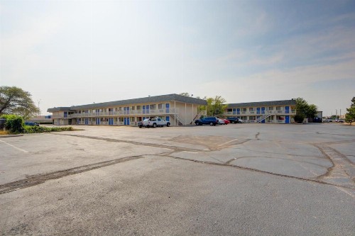 Motel 6-Wichita KS - image 43