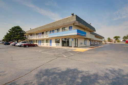 Motel 6-Wichita KS - image 46