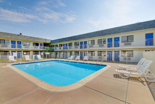 Motel 6-Wichita KS - image 47