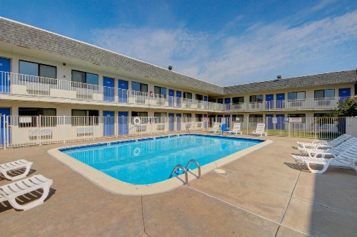Motel 6-Wichita KS - image 7