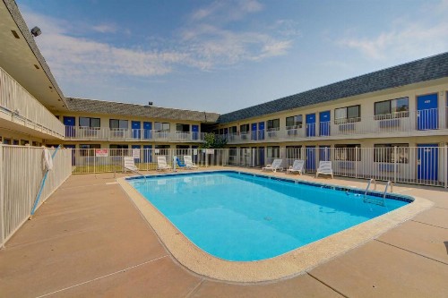 Motel 6-Wichita KS - image 8