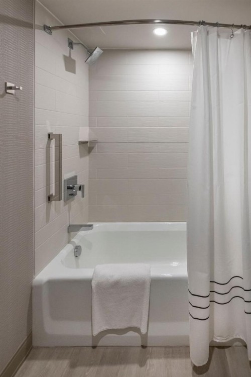 Wichita Marriott - image 11
