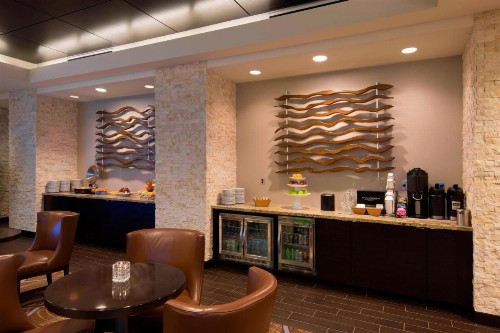 Wichita Marriott - image 13
