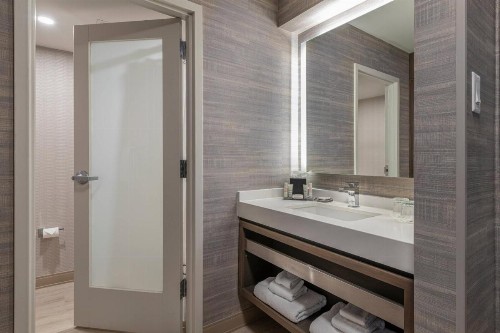 Wichita Marriott - image 15